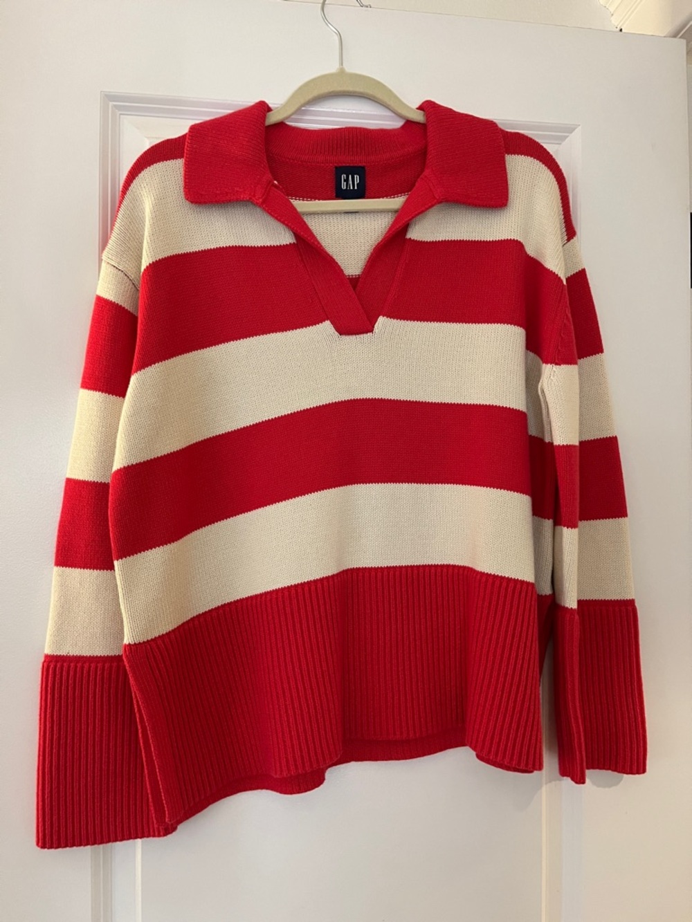 GAP Red and Cream Striped V‑Neck Polo Sweater